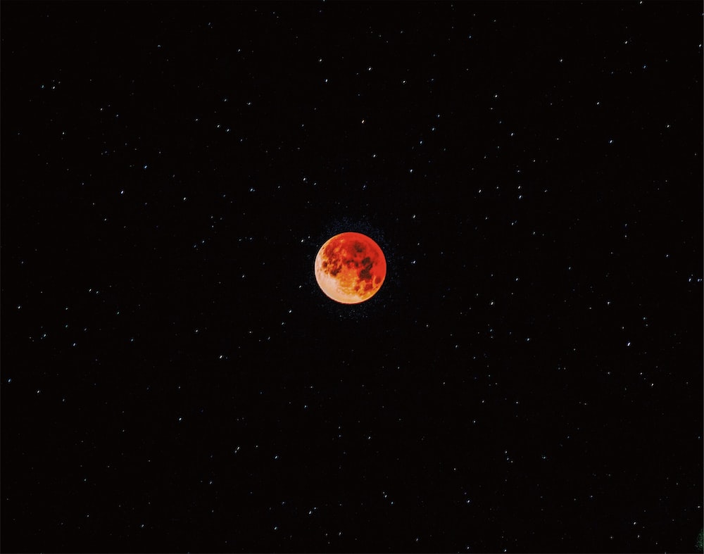Luna eclipse during nighttime