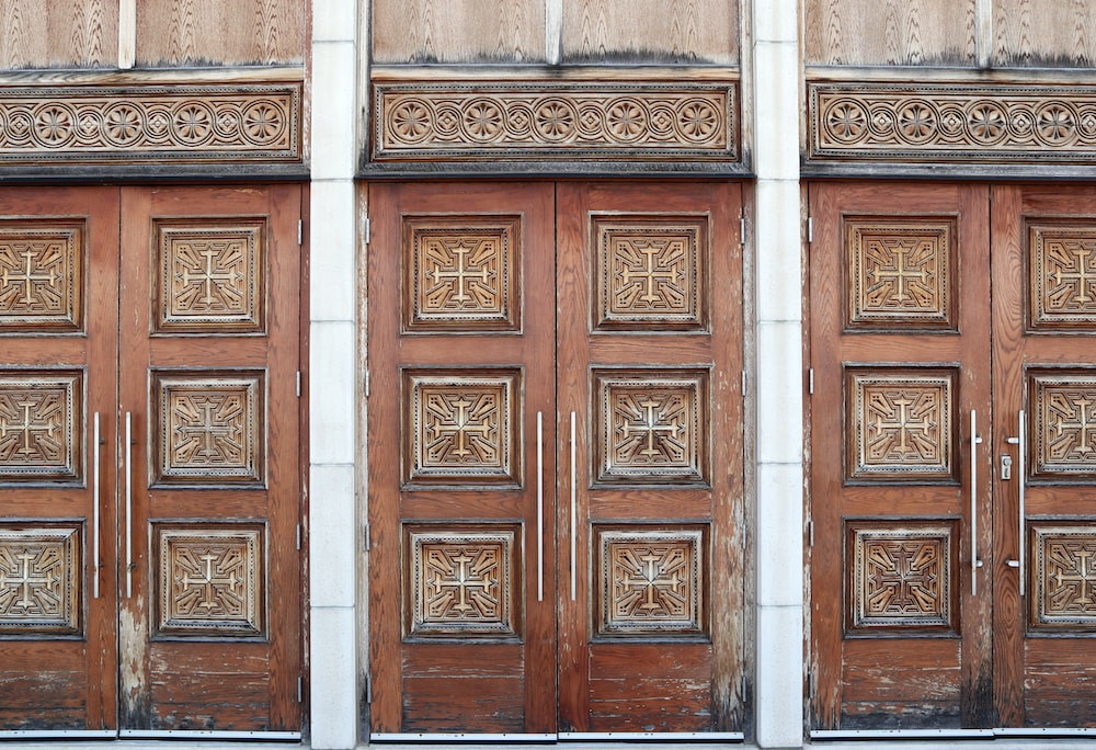 a building with many doors