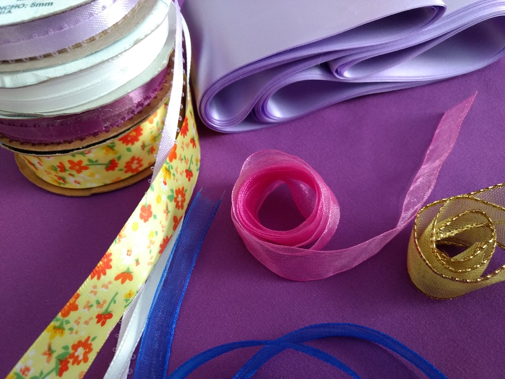 pink and yellow lace ribbons