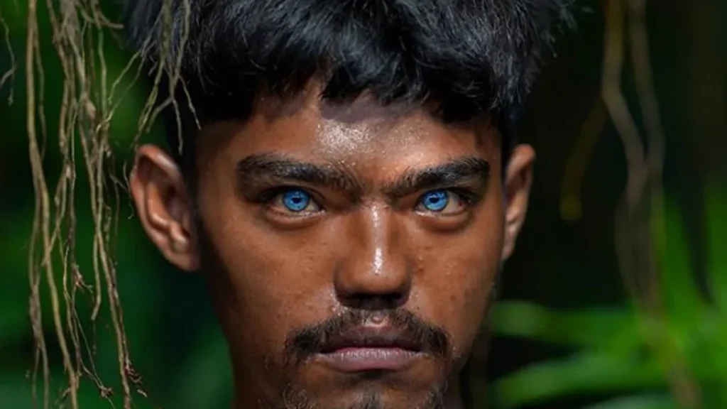la paradoja de la isla de los ojos azules